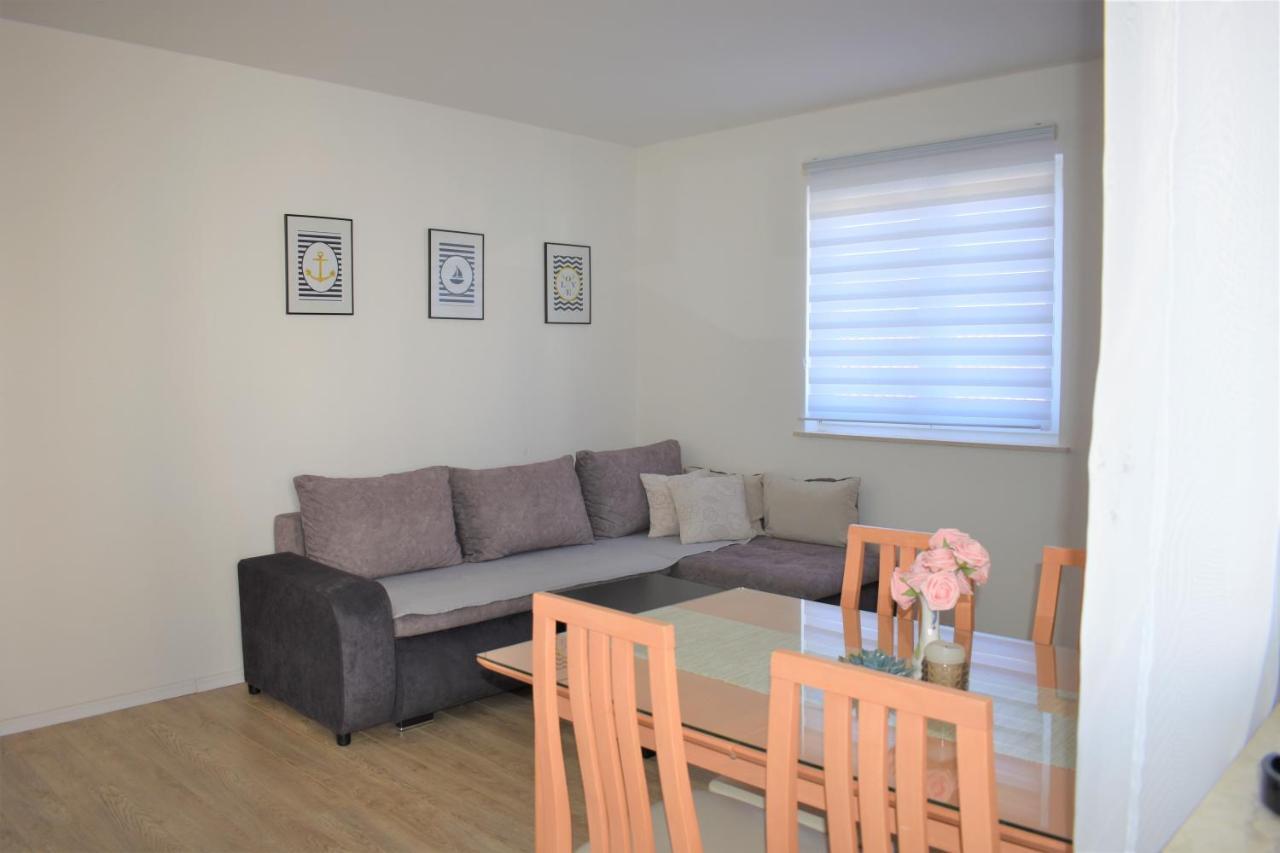 Apartments Janja มูร์แตร์ ภายนอก รูปภาพ