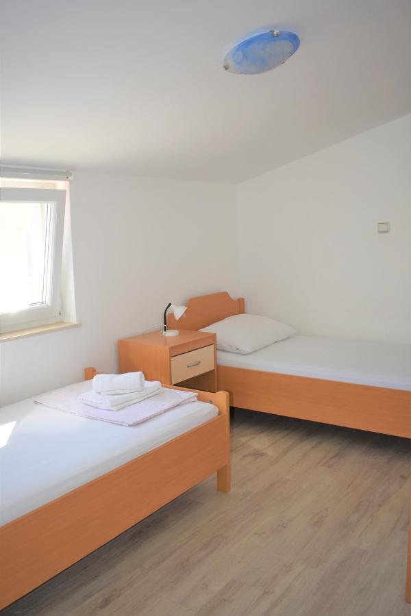 Apartments Janja มูร์แตร์ ภายนอก รูปภาพ