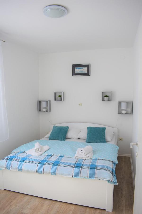 Apartments Janja มูร์แตร์ ภายนอก รูปภาพ