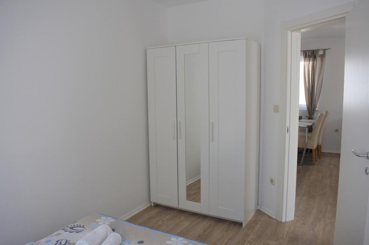 Apartments Janja มูร์แตร์ ภายนอก รูปภาพ