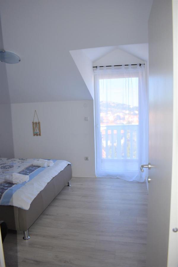 Apartments Janja มูร์แตร์ ภายนอก รูปภาพ