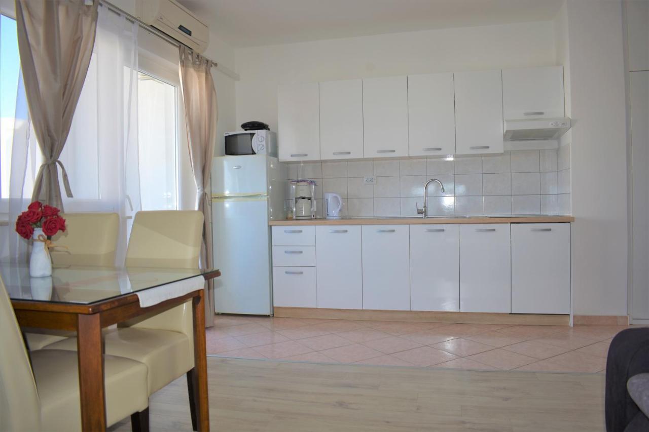Apartments Janja มูร์แตร์ ภายนอก รูปภาพ