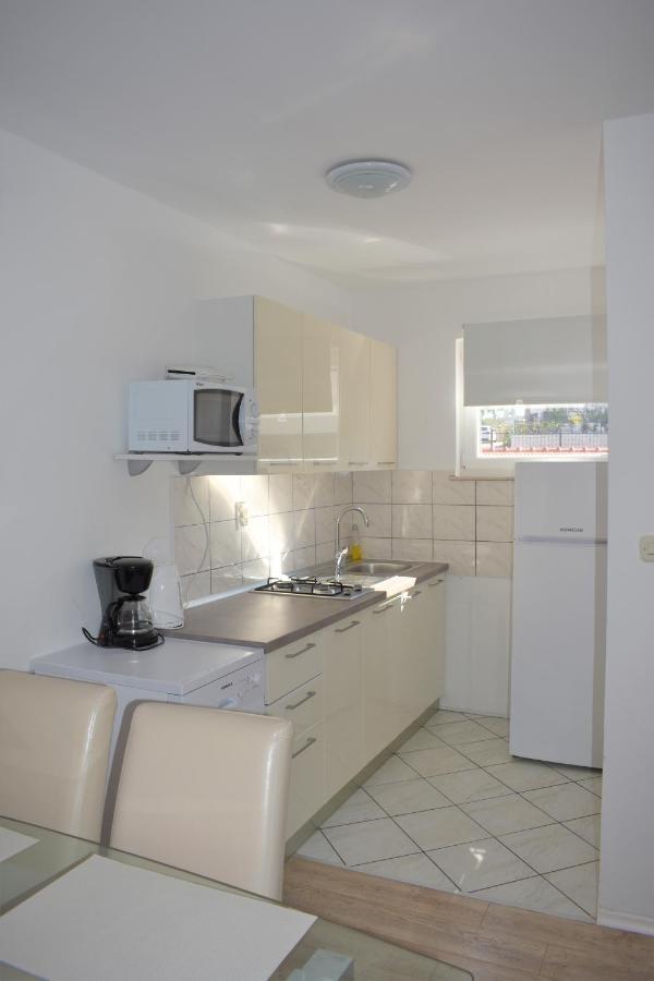 Apartments Janja มูร์แตร์ ภายนอก รูปภาพ