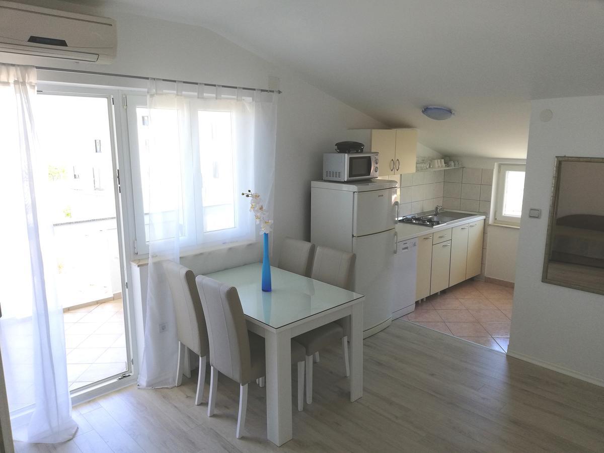 Apartments Janja มูร์แตร์ ภายนอก รูปภาพ